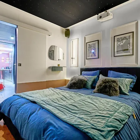 Le Cinema - Les Demeures D'adrien