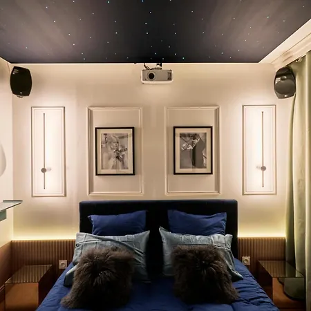 Le Cinema - Les Demeures D'adrien *